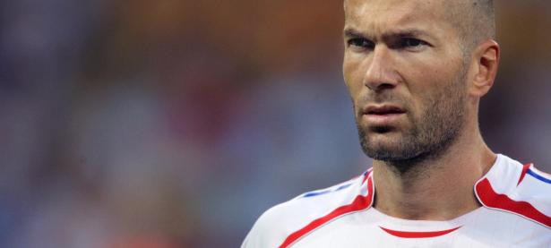 东契奇赛点兑现，达拉斯独行侠淘汰上海海港晋级四强，主帅激动落泪