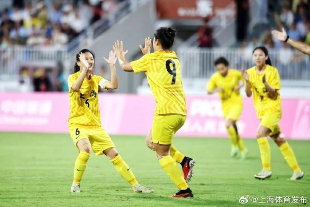 关于体育传媒热点：女足名将荣誉桂冠再次加冕的信息